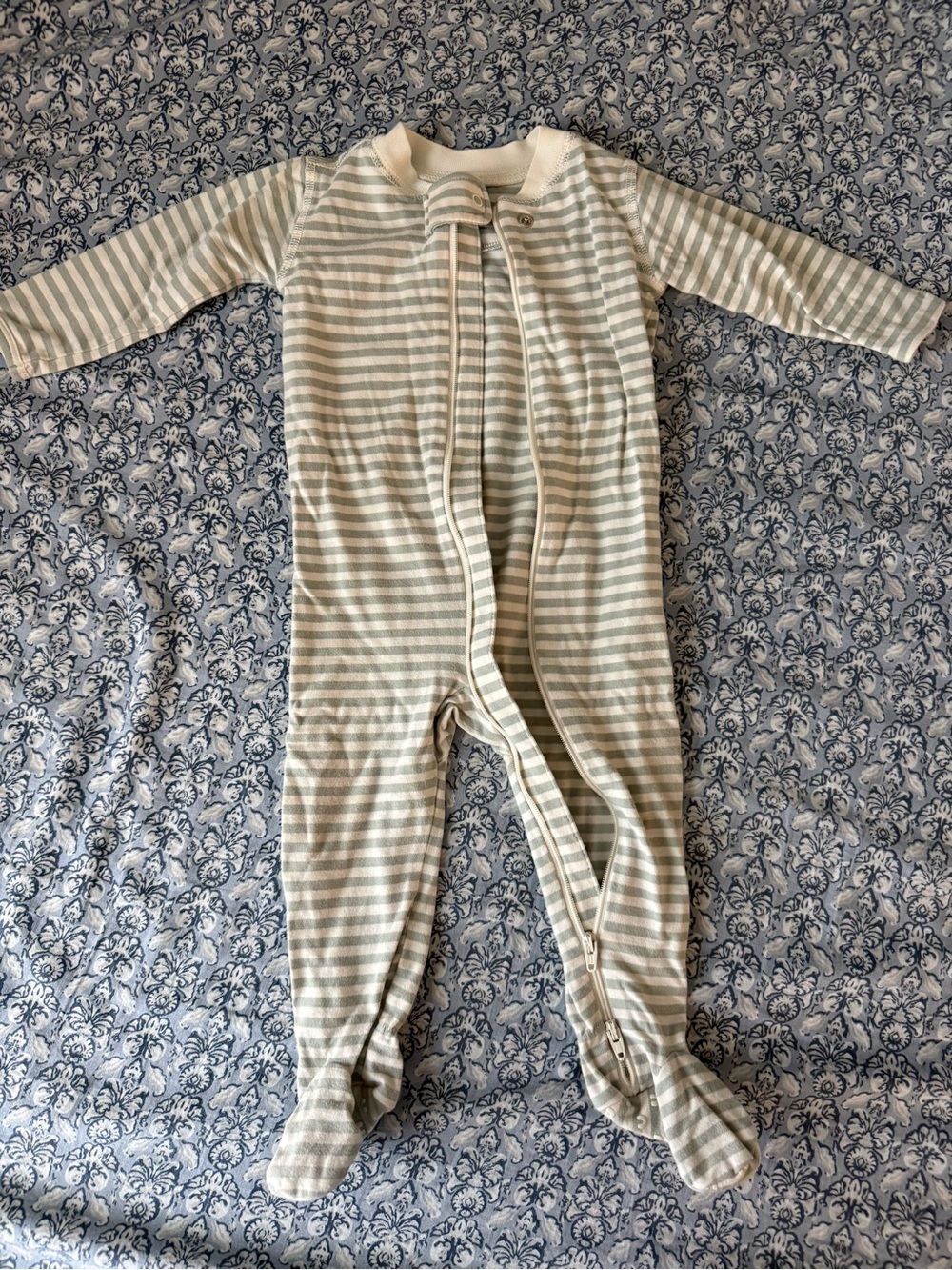 6-9/6-12m Bundle Pajamas